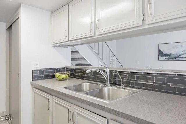 1137 Chalmette Avenue, Ventura, CA 93003