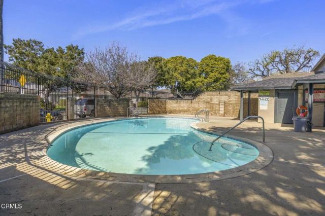 1137 Chalmette Avenue, Ventura, CA 93003