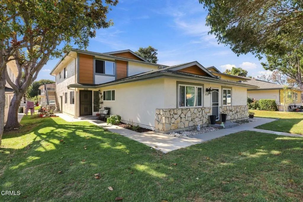 1137 Chalmette Avenue, Ventura, CA 93003