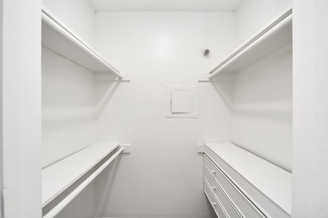 6601 Sands Point Drive 47, Houston, TX 77074