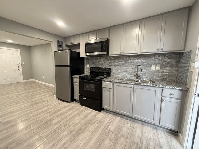 1420 6th Street D, Irving, TX 75060