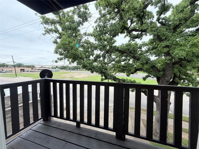 1420 6th Street D, Irving, TX 75060