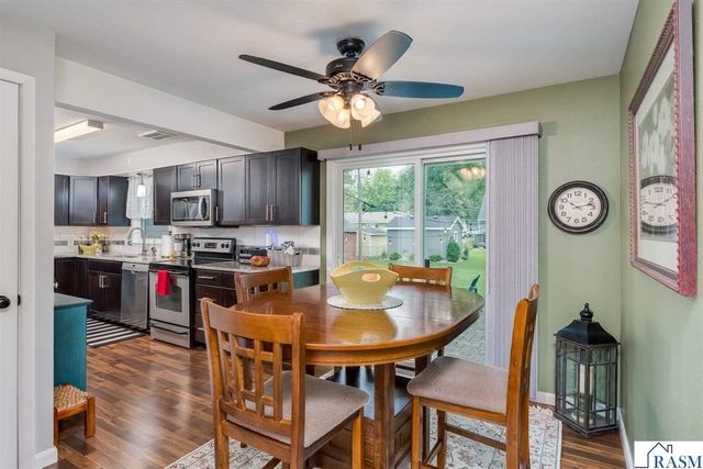 911 Pfau Street, Mankato, MN 56001