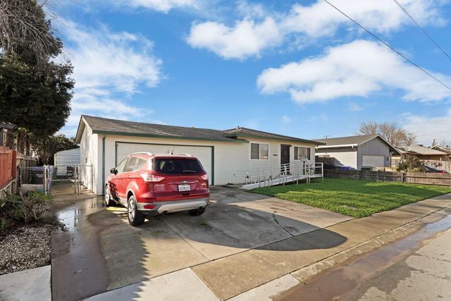 712 Church St, Galt, CA 95632