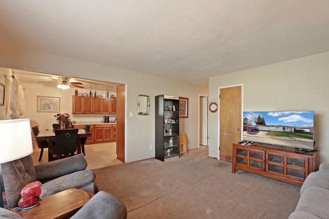 712 Church St, Galt, CA 95632