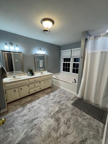4673 Collinswood Drive, Lexington, KY 40515