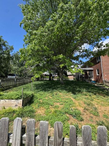 4673 Collinswood Drive, Lexington, KY 40515