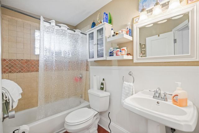 3421 SW 15th Street, Fort Lauderdale, FL 33312