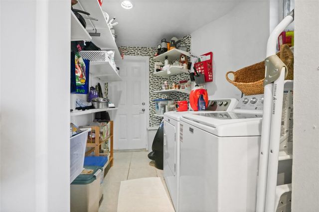 3421 SW 15th Street, Fort Lauderdale, FL 33312