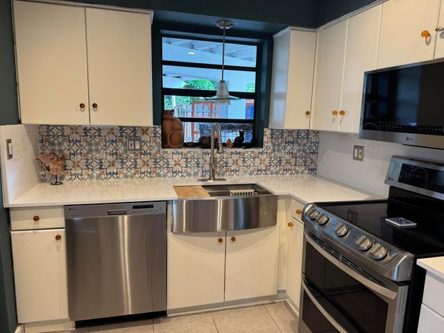 3421 SW 15th Street, Fort Lauderdale, FL 33312