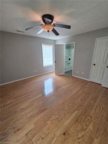 180 Davidson Avenue, Winston-salem, NC 27127