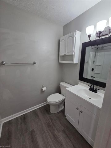 180 Davidson Avenue, Winston-salem, NC 27127