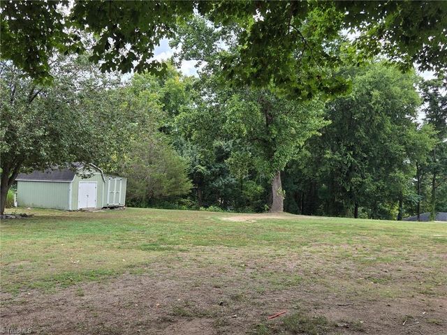 180 Davidson Avenue, Winston-salem, NC 27127