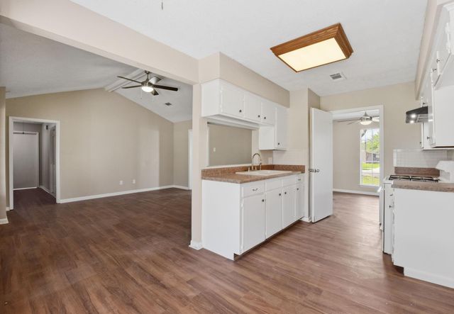 3120 Royal Street, Baytown, TX 77521