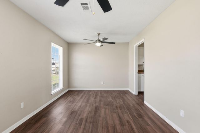 3120 Royal Street, Baytown, TX 77521