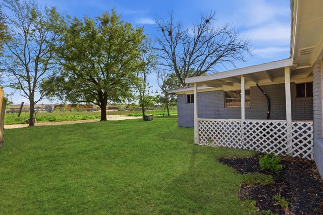 3120 Royal Street, Baytown, TX 77521