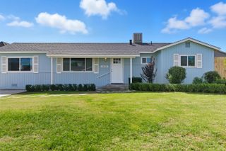 1625 W Sunnyview Avenue, Visalia, CA 93291