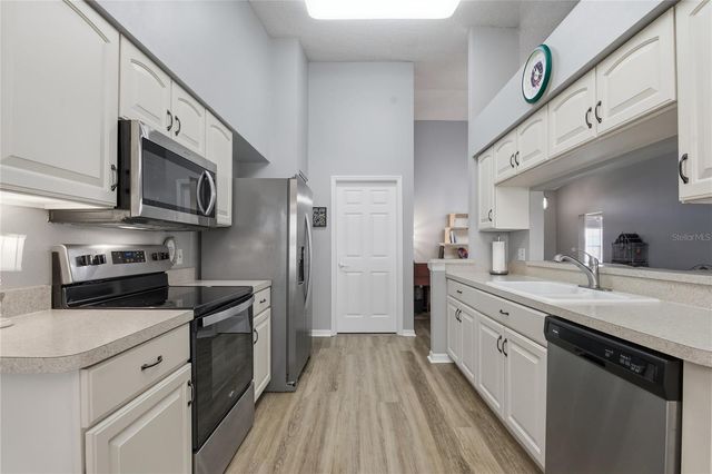 1221 WOLFORD DRIVE, Trinity, FL 34655