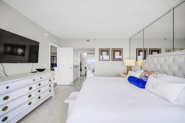 25 Players Club 25, Miramar Beach, FL 32550