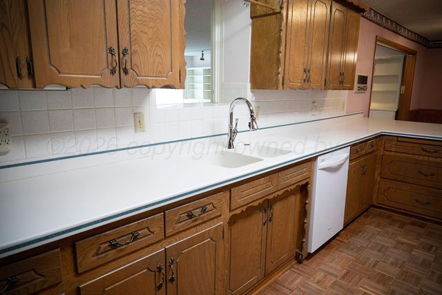 309 BENNETT Drive, Dumas, TX 79029