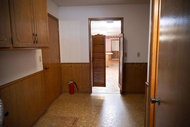 309 BENNETT Drive, Dumas, TX 79029