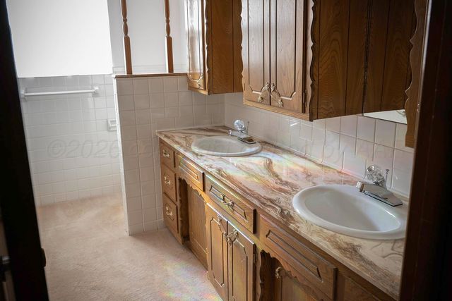 309 BENNETT Drive, Dumas, TX 79029