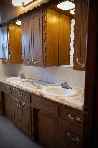 309 BENNETT Drive, Dumas, TX 79029