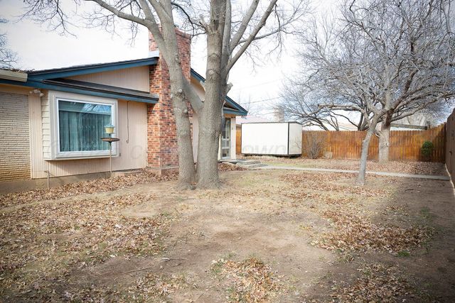 309 BENNETT Drive, Dumas, TX 79029