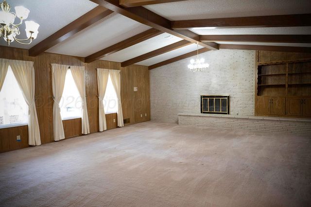 309 BENNETT Drive, Dumas, TX 79029