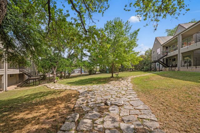 1514 Parker LN 208, Austin, TX 78741