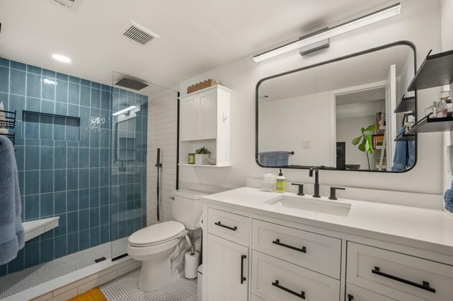 1514 Parker LN 208, Austin, TX 78741