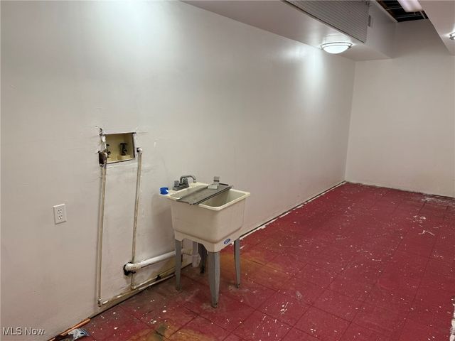 2410 Dudley Avenue, Parkersburg, WV 26101