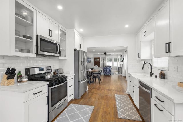 2952 Rosecrans St, San Diego, CA 92106