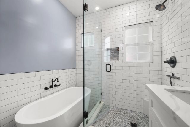 2952 Rosecrans St, San Diego, CA 92106