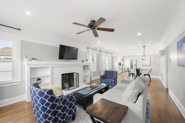 2952 Rosecrans St, San Diego, CA 92106