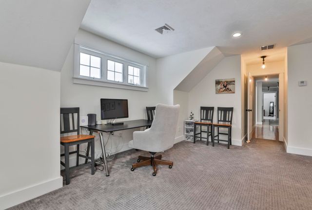 9 Quigley Way, Brookline, NH 03033