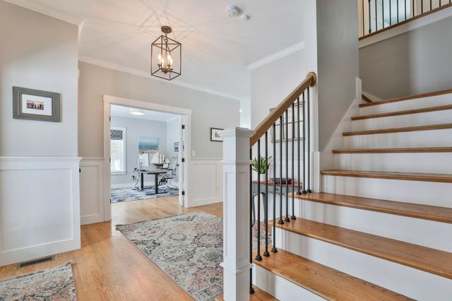 9 Quigley Way, Brookline, NH 03033