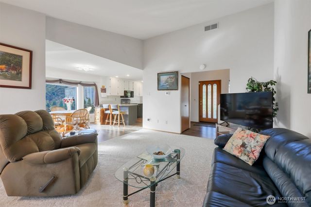 16714 Broadway Avenue, Snohomish, WA 98296