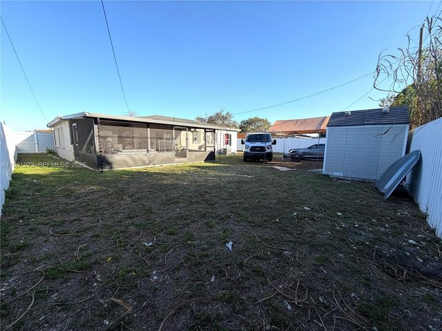 14010 Harrison St, Miami, FL 33176