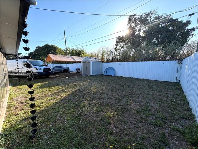 14010 Harrison St, Miami, FL 33176