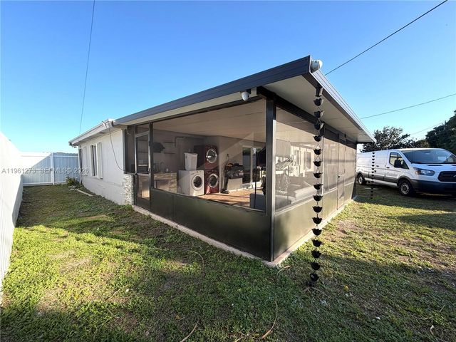 14010 Harrison St, Miami, FL 33176