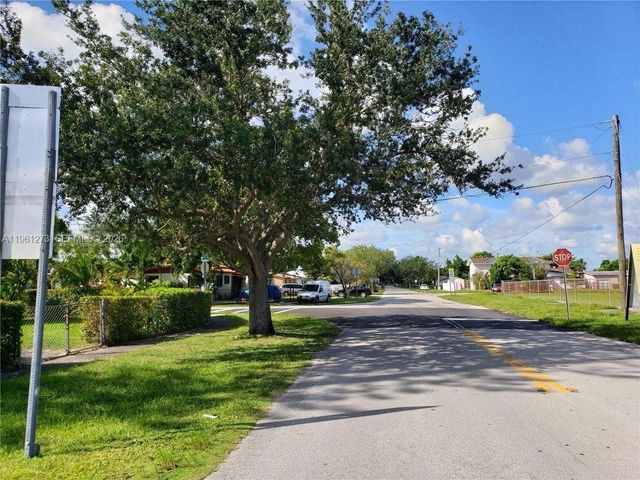 14010 Harrison St, Miami, FL 33176