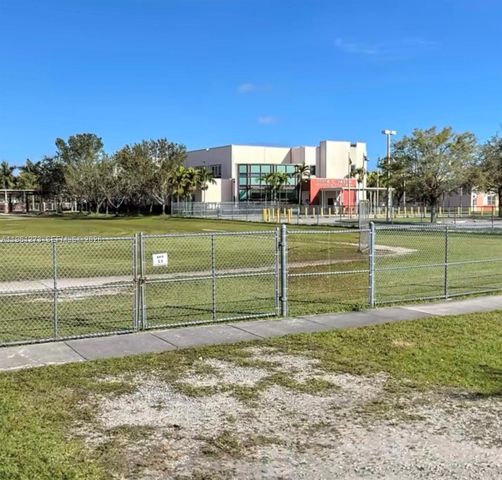 14010 Harrison St, Miami, FL 33176