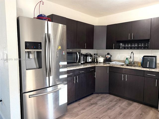 14010 Harrison St, Miami, FL 33176