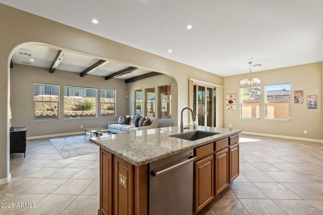 80 ALMARTE Circle, Carefree, AZ 85377