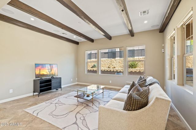 80 ALMARTE Circle, Carefree, AZ 85377