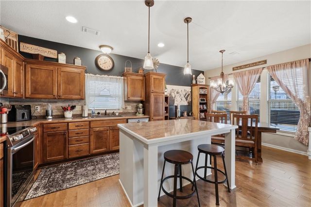 503 SW 6th Street Terrace, Oak Grove, MO 64075