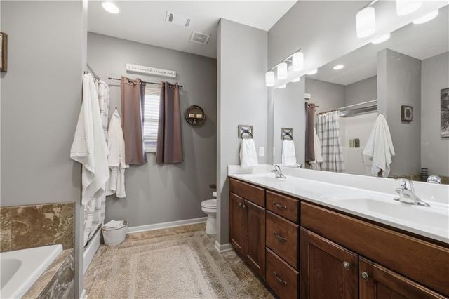 503 SW 6th Street Terrace, Oak Grove, MO 64075