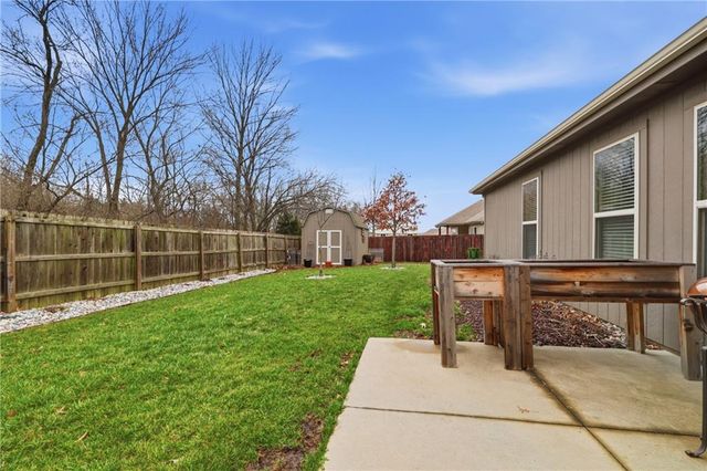 503 SW 6th Street Terrace, Oak Grove, MO 64075