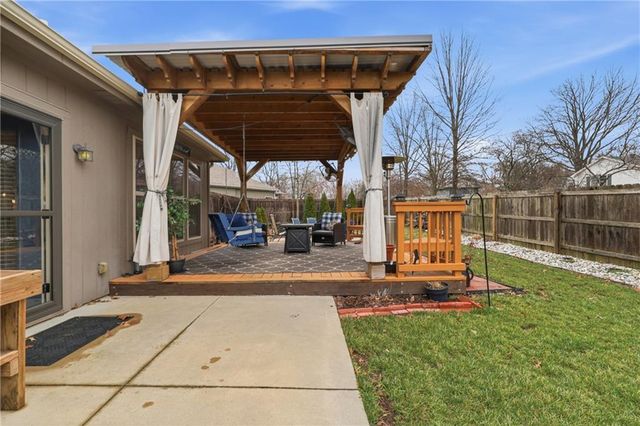 503 SW 6th Street Terrace, Oak Grove, MO 64075